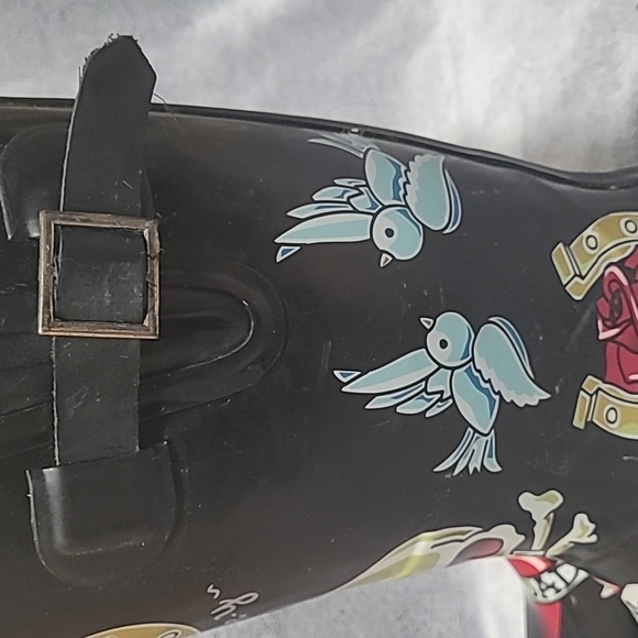 Chooka Ed Hardy Skull and Rose Rain Boots - Picture 7 of 7